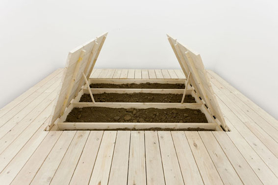 Davide Balula, The Buried Works, Installation view, galerie frank elbaz, Paris