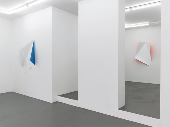 Rana Begum: Manifold, Installation view, Galerie Christian Lethert, Cologne Rana Begum: Manifold, Installation view, Galerie Christian Lethert, Cologne