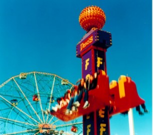 Denos , C-Print ,2002.