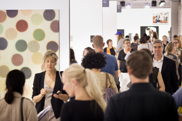 Visitors at Positions Berlin Art Fair, ©Edgard Berendsen